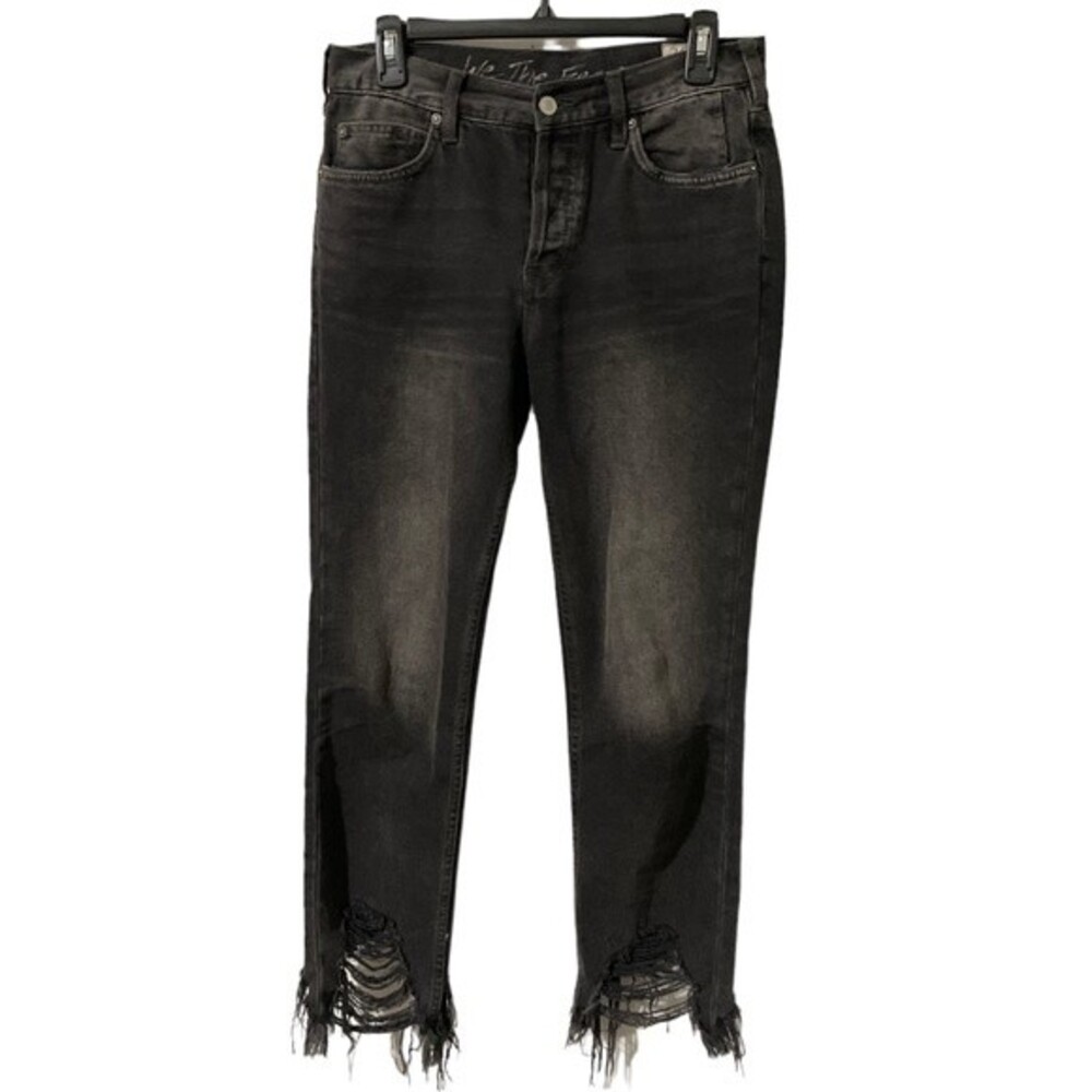 Free people Black Distressed Destroyed Chewed‎ Up Midrise Straight Leg Size 26